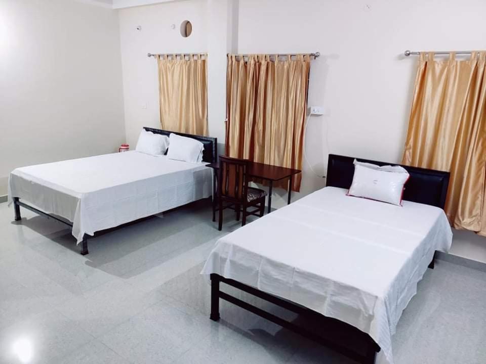 גווהטי Nilachal Homes מראה חיצוני תמונה