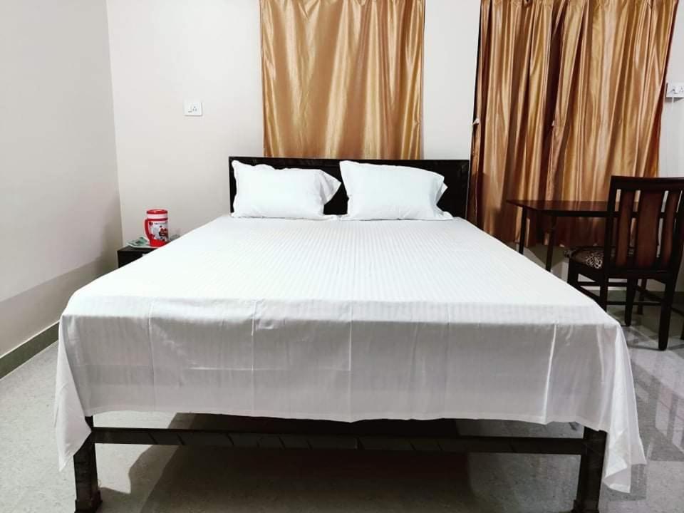 גווהטי Nilachal Homes מראה חיצוני תמונה