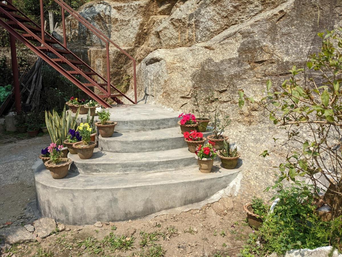 גווהטי Nilachal Homes מראה חיצוני תמונה